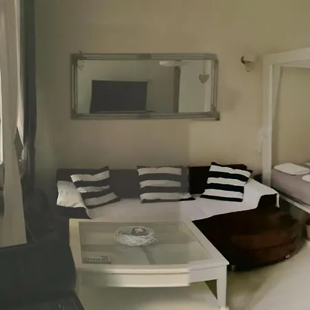 H13 Apartament *