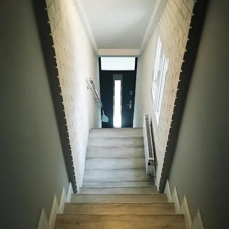 H13 Apartament *
